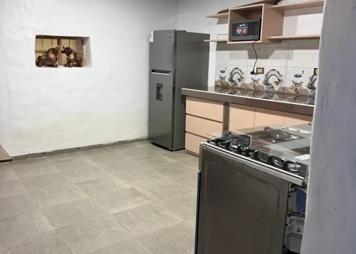 Hostal Auquis *